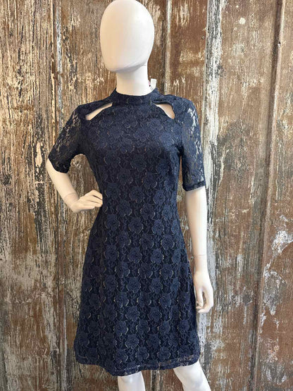 Yuni Los Angeles Size 12 (Large) Blue Lace Dress