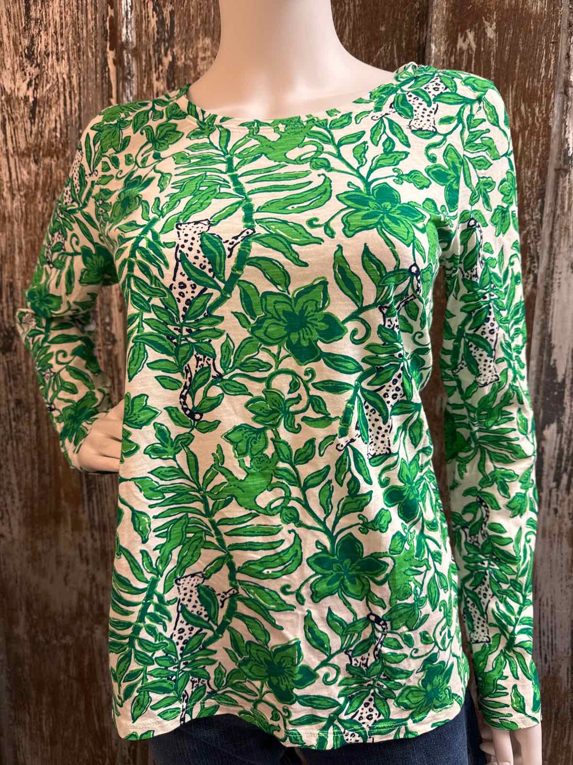 Lilly Pulitzer Size small Green Print tops