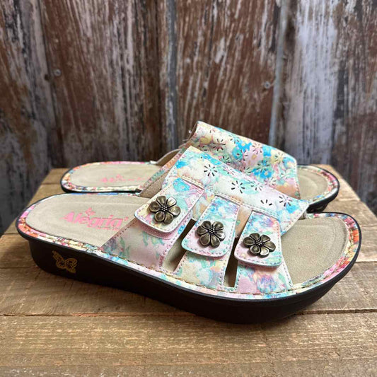 Allegra K 7 Multi Color Pastels Sandals