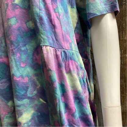 Logo Size Large blue/purple print Dress