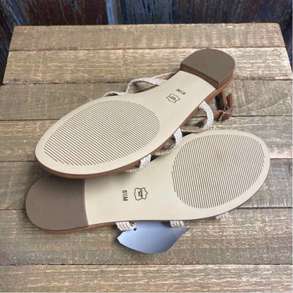 Talbots 6.5 Tan Sandals