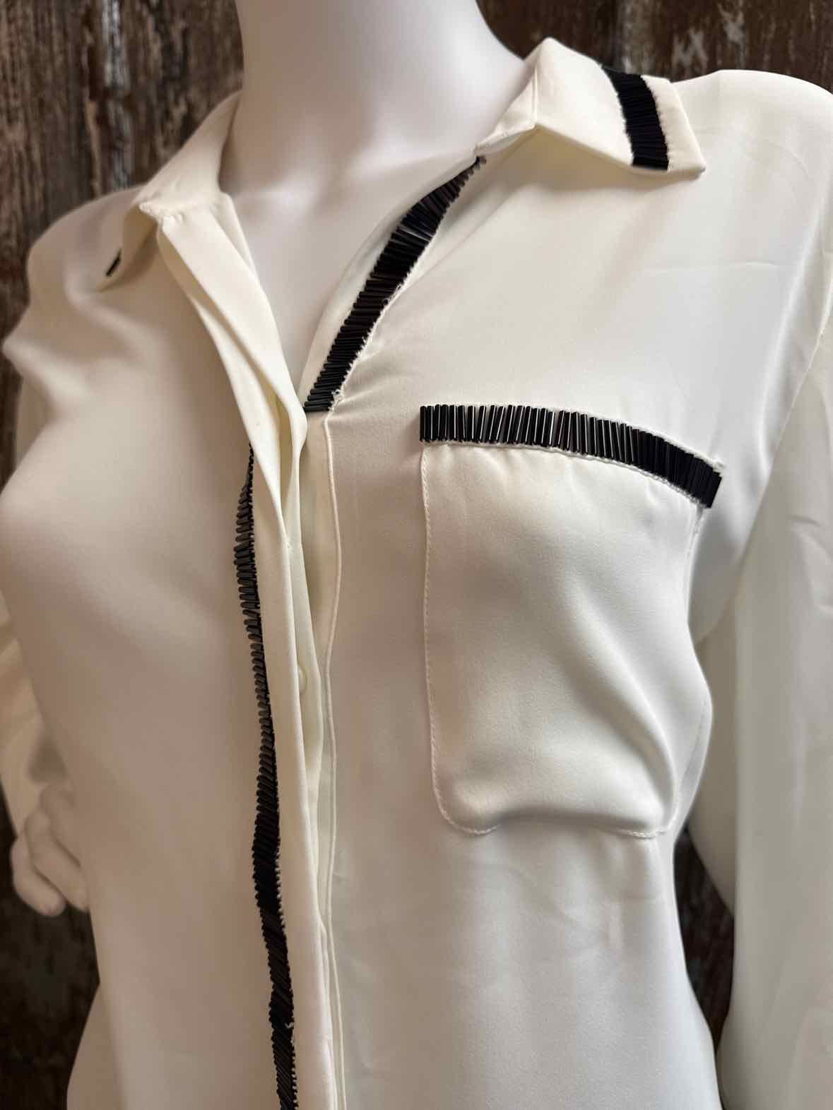 Chico's Size Large Cream tops