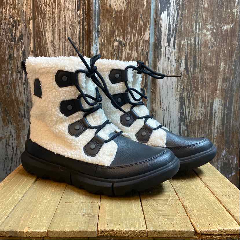 Sorel 7.5 White/black Boots