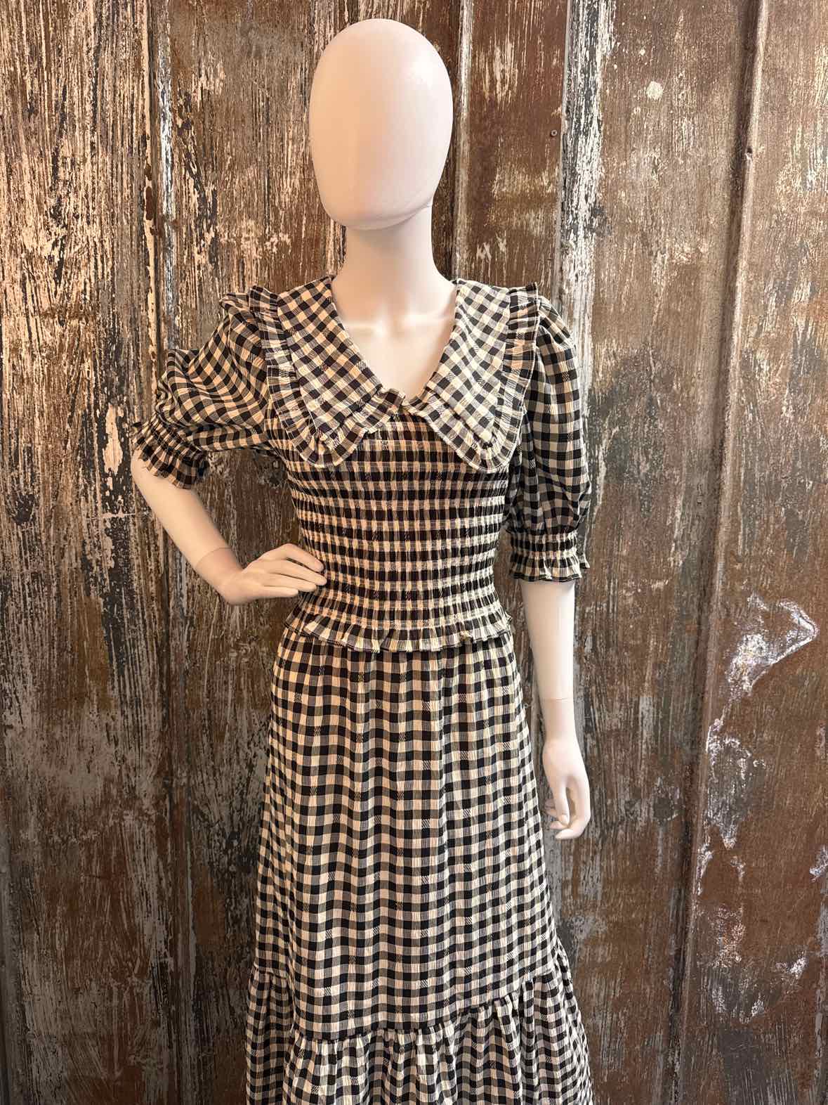 Moon River Size Medium black check Dress