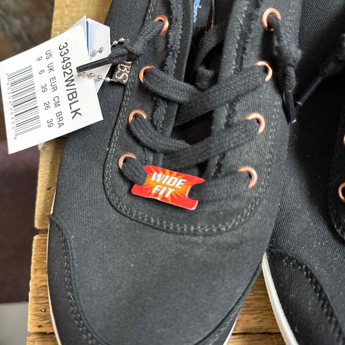 Bobs 9 Black Sneakers