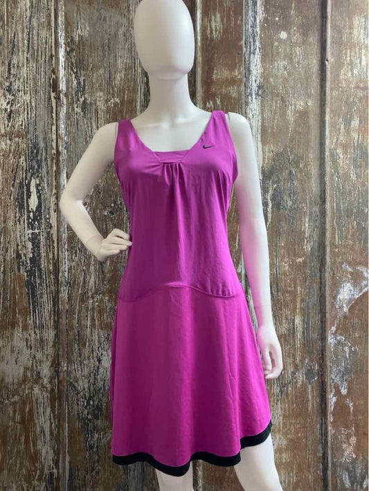 Nike Size Medium Pink Dress