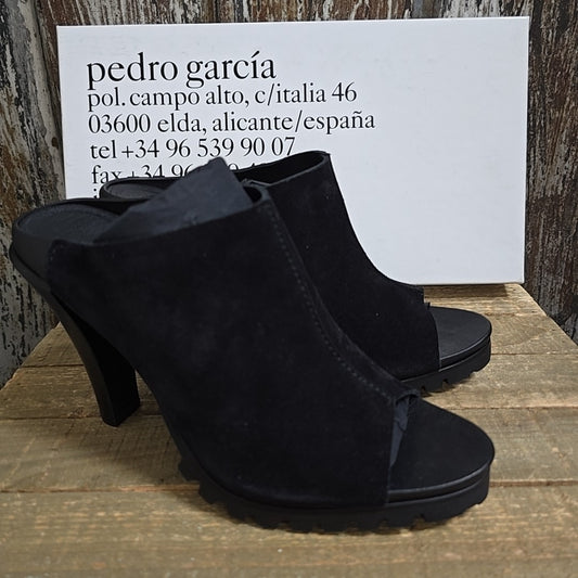 Pedro Garcia 8.5 Black Shoes