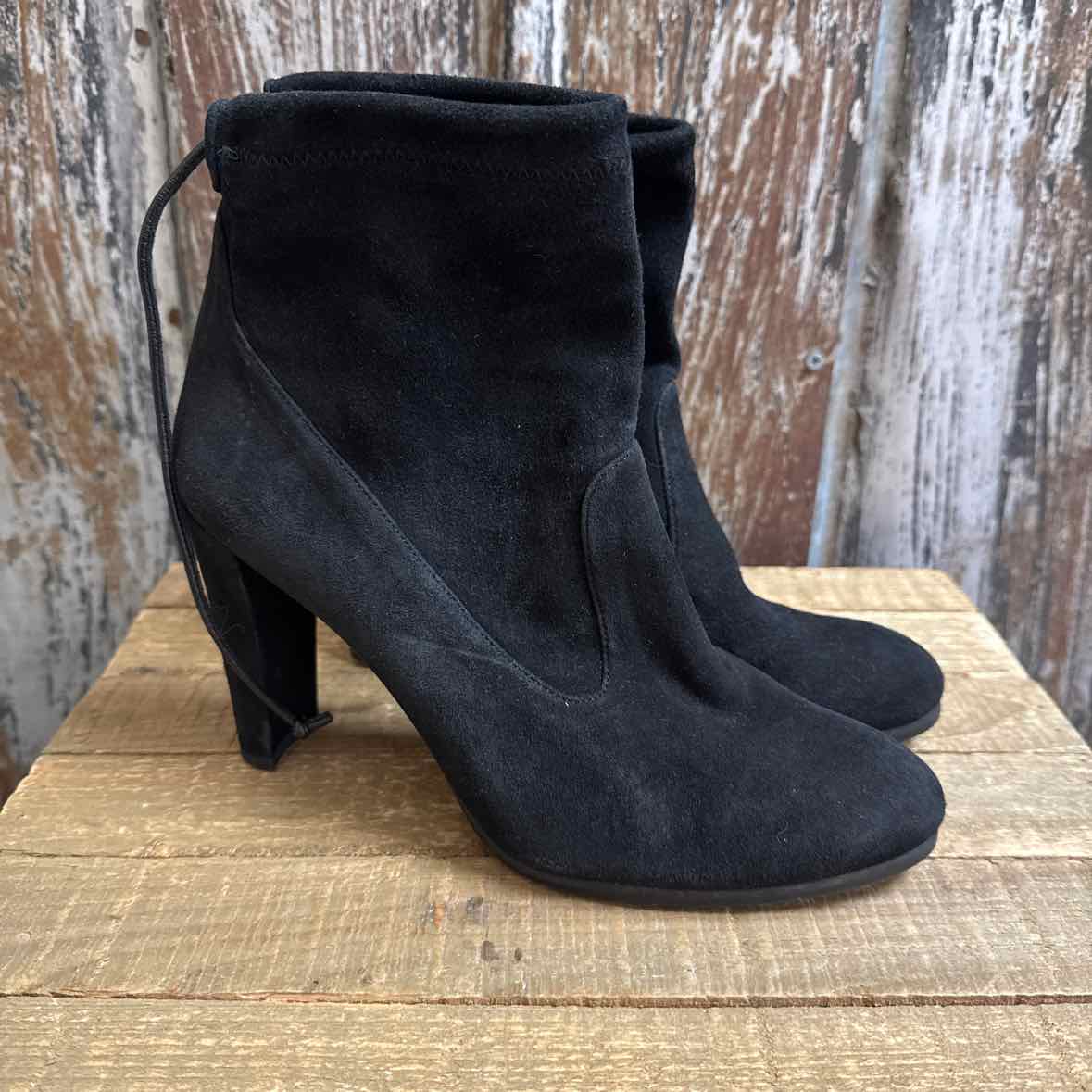 Stuart Weitzman 8.5 Black Shoe Booties