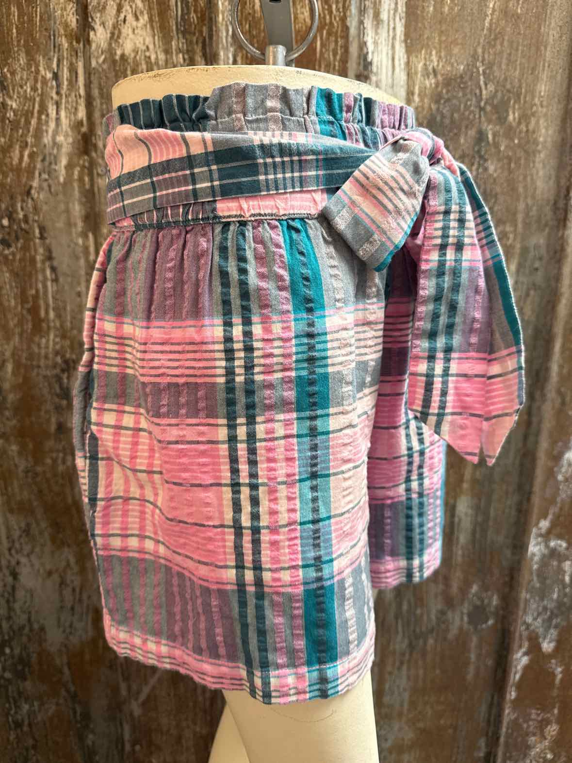 Vineyard Vines Size Medium (8/10) Pink/Blue Plaid Shorts