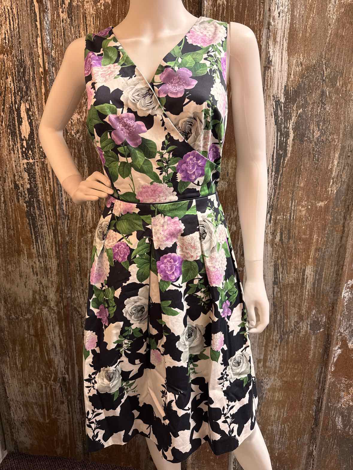 Talbots Size 6 Petite (Small Petite) Purple floral Dress