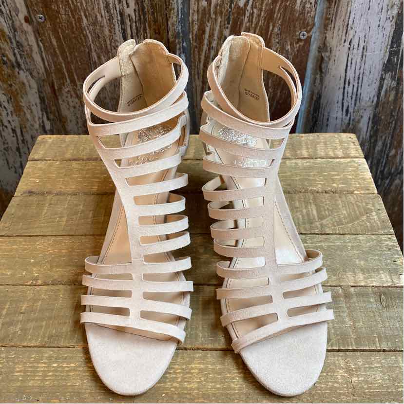 Vince Camuto 6.5 Tan Sandals