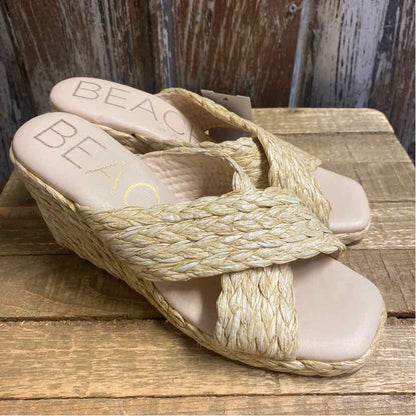 Beach by Matisse 8 Tan Shoes