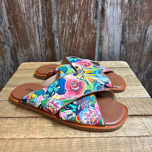 Johnny Was 8 Multi Color Shoes