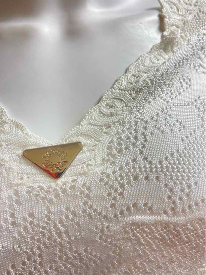 White House Black Market Size small White tops