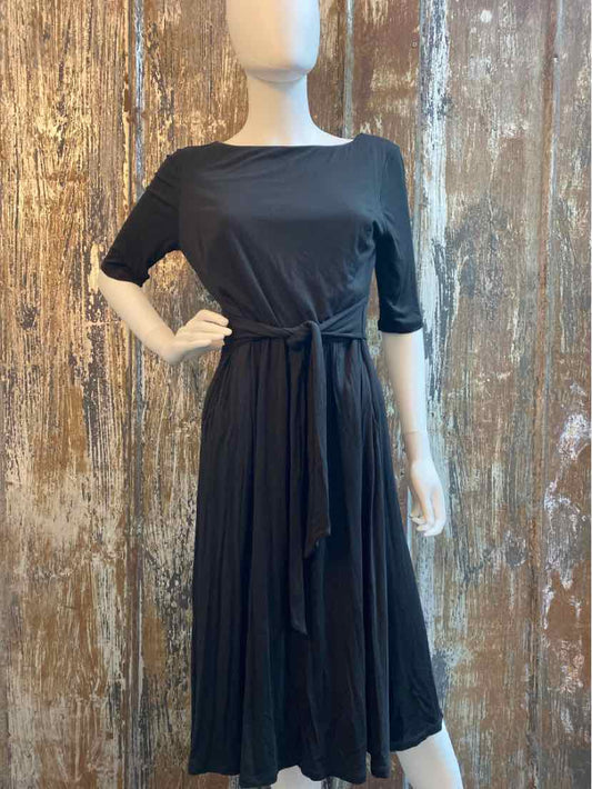 Boden Size 10 (Medium) Black Dress