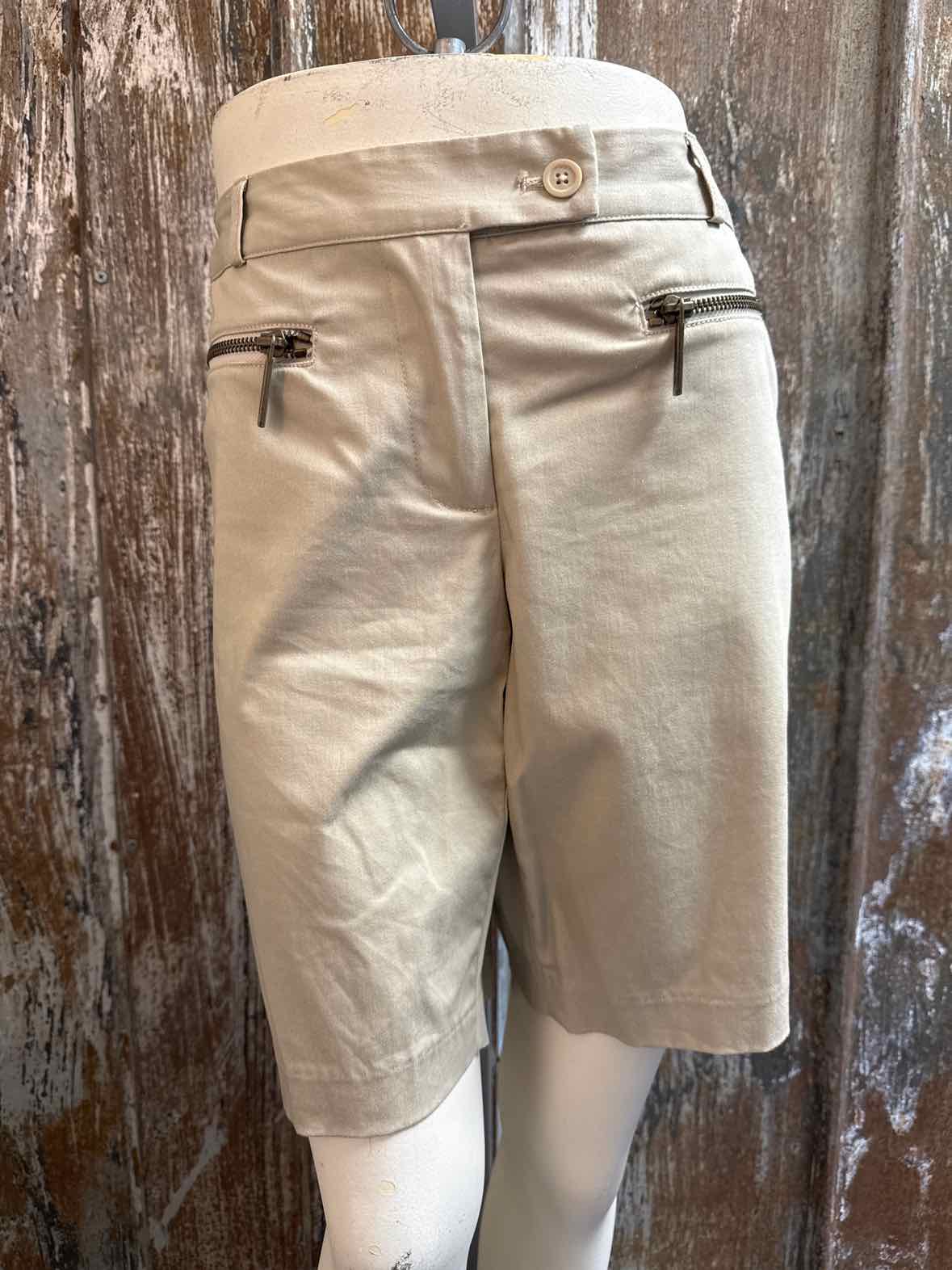 Michael Kors Size 6 Tan Shorts