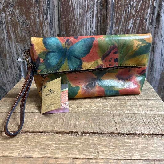 Patricia Nash Wristlet