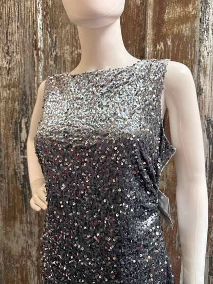 Gabby Skye Size 12 (Large) Gray/Silver Dress