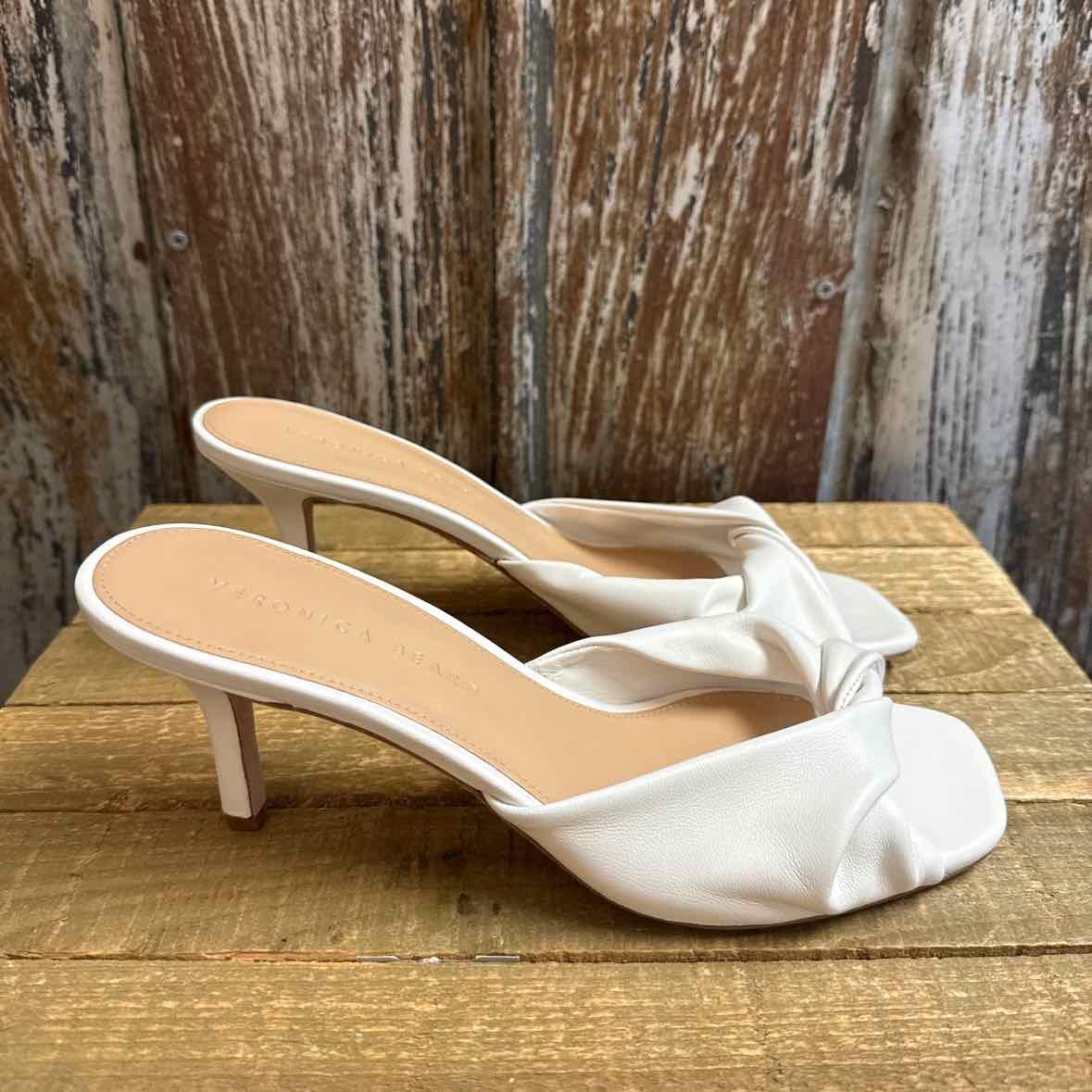 Veronica Beard 8.5 White Sandals