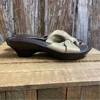 Donal J Pliner 7.5 Gold/Brown Sandals