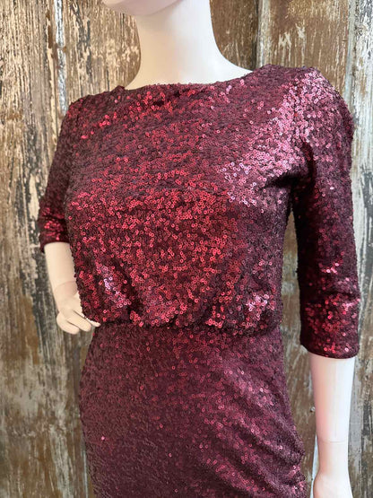 Badgley Mischka Size 6 (Small) Burgundy Dress