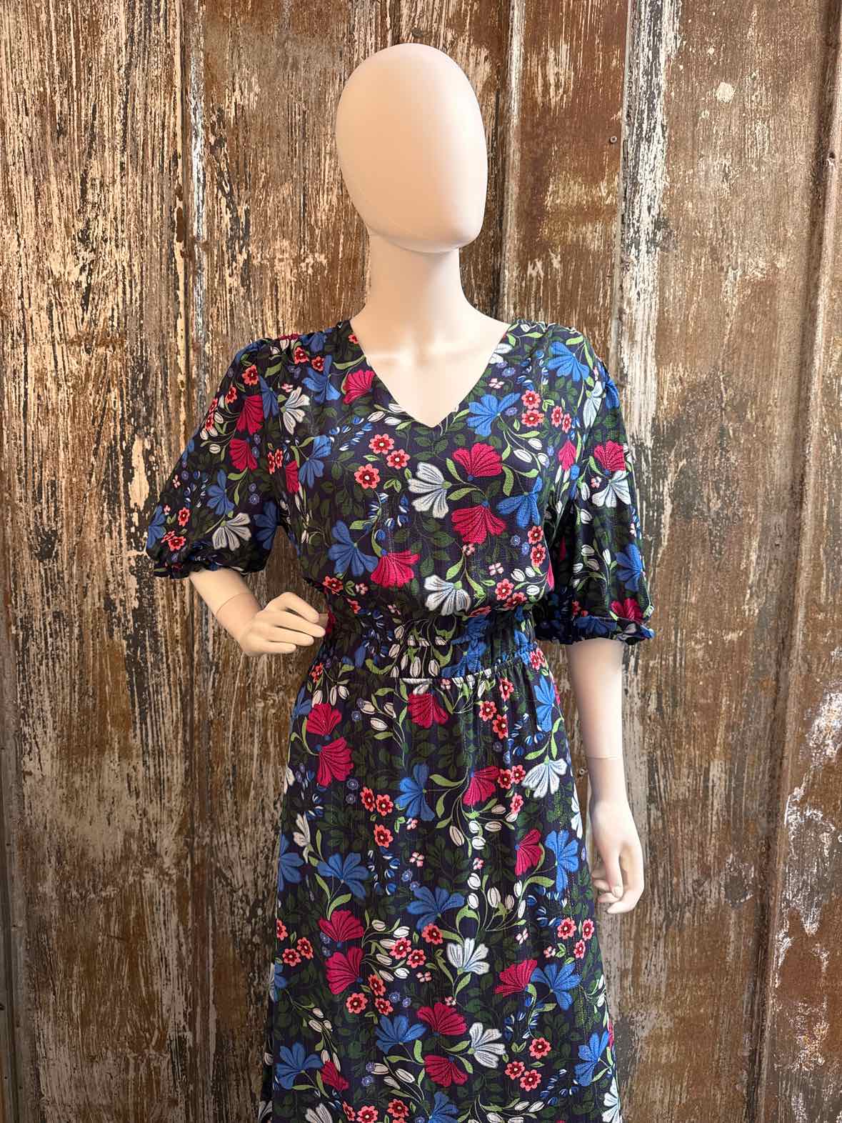Draper James Size Medium Navy Print Dress