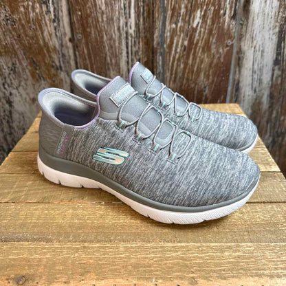 Skechers 6.5 Wide Gray Sneakers