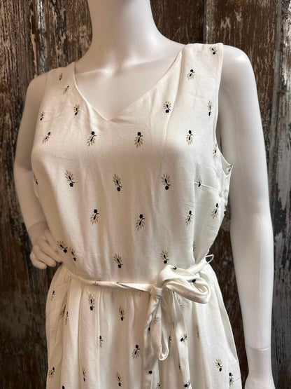Loft Size 8 (Medium) White Print Dress