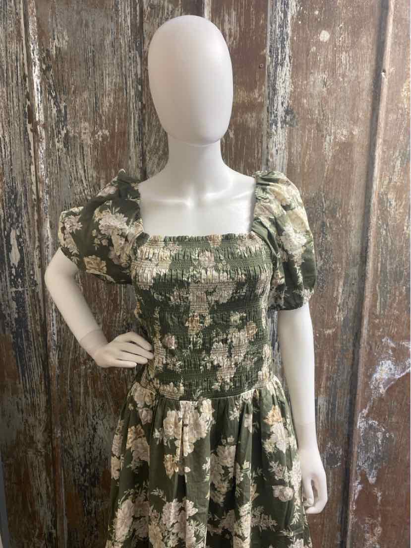 Loft Size Large Green floral print Dress