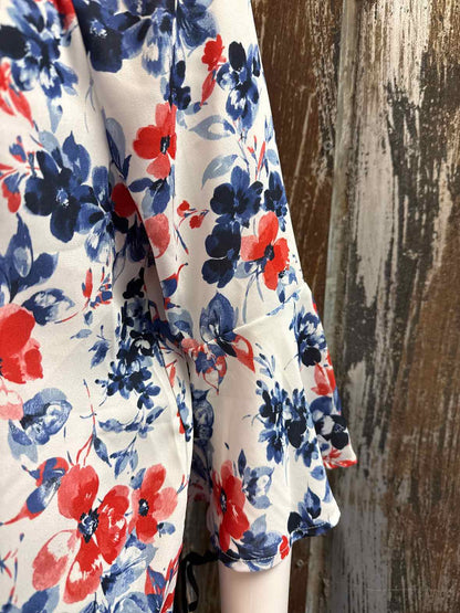Emaline Size Medium Petite Blue & Red Floral tops