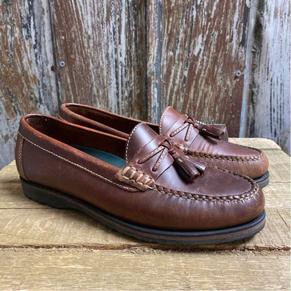 G.H. Bass & Co 6 Brown Shoes