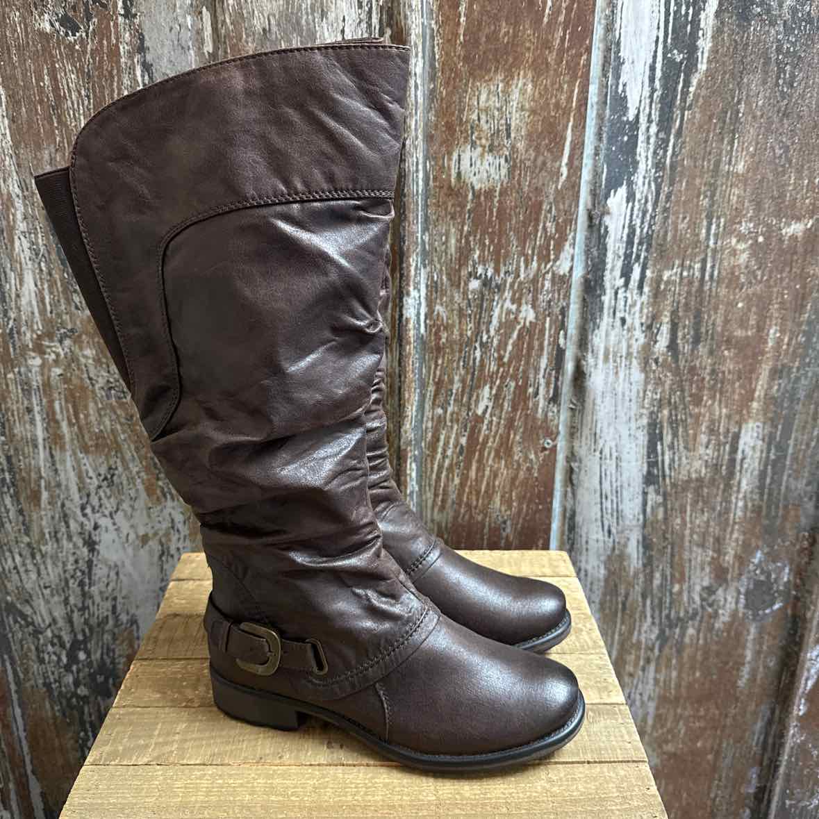 Baretraps 8W Brown Boots