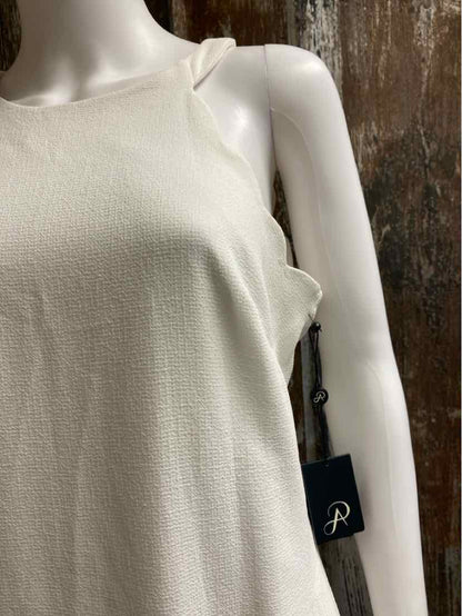 Adrianna Papell Size 8 (Medium) White Dress