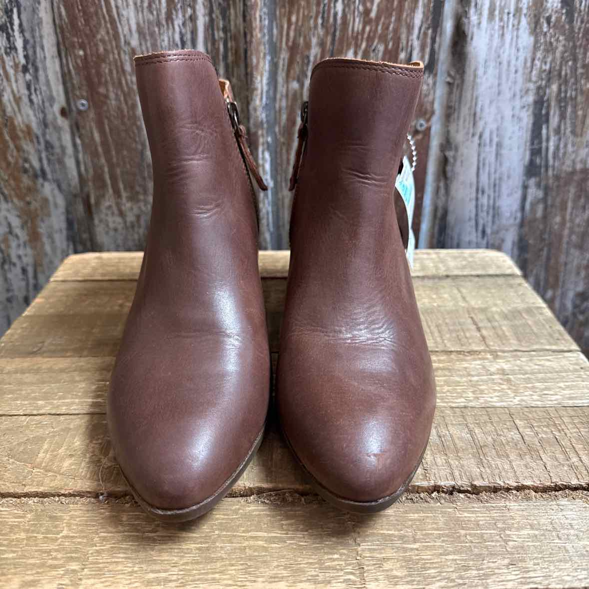 Frye 7.5 Brown Shoe Booties