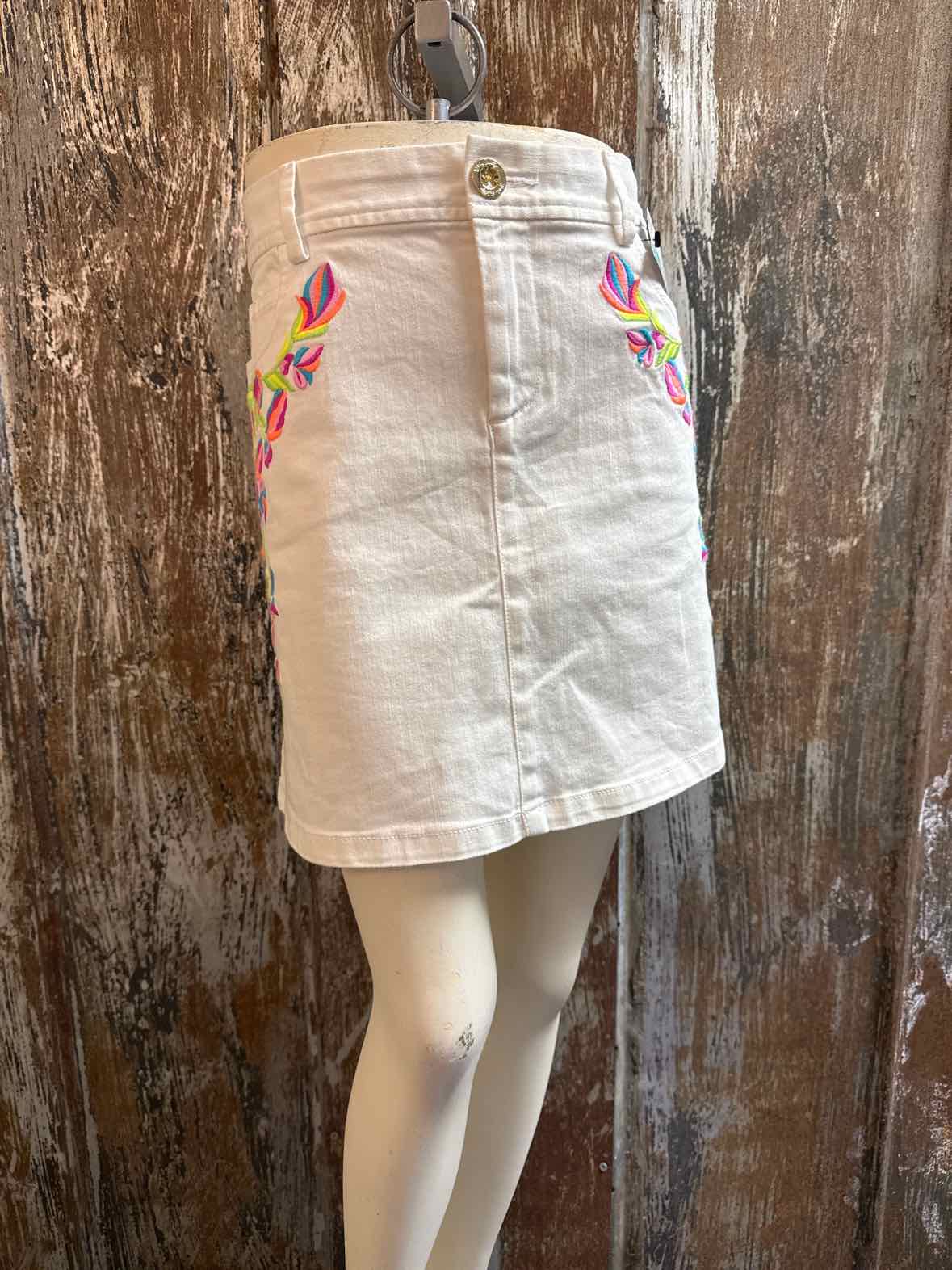 Lilly Pulitzer Size 6 White Skirt