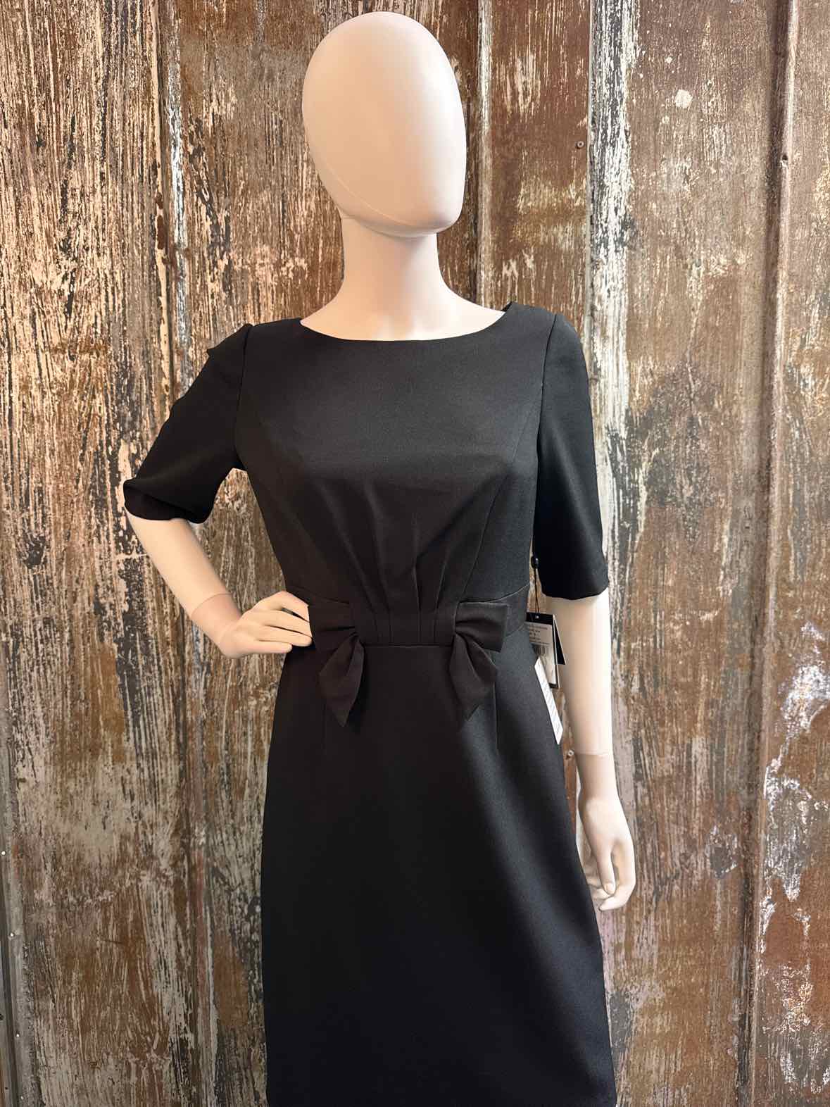 Adrianna Papell Size 8 (Medium) Black Dress