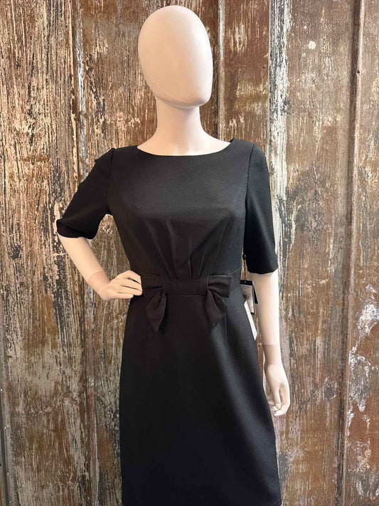 Adrianna Papell Size 8 (Medium) Black Dress
