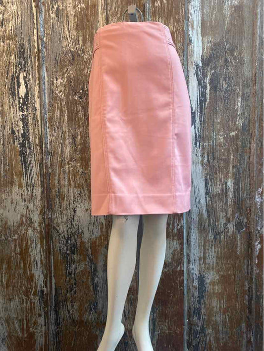 White House Black Market Size 4 Pink Skirt