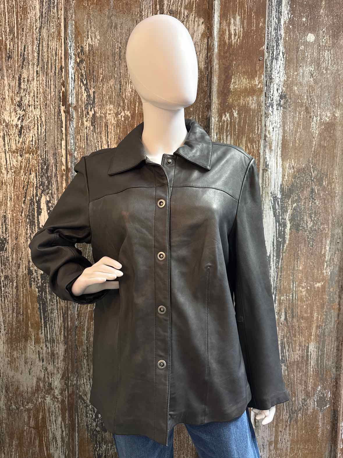 bernardo Size 1X Black Shacket