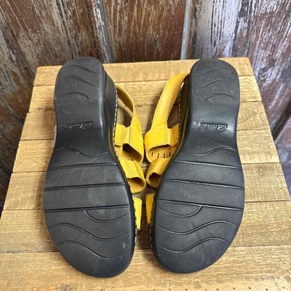 Clark's 11 Yellow Sandals