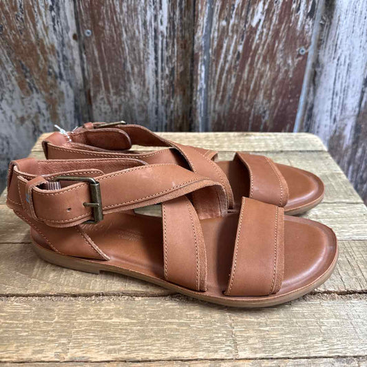 Toms 6.5 Brown Sandals