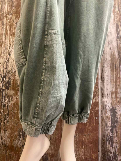 Daily Practice Size Extra Small (0/2) Green Pants