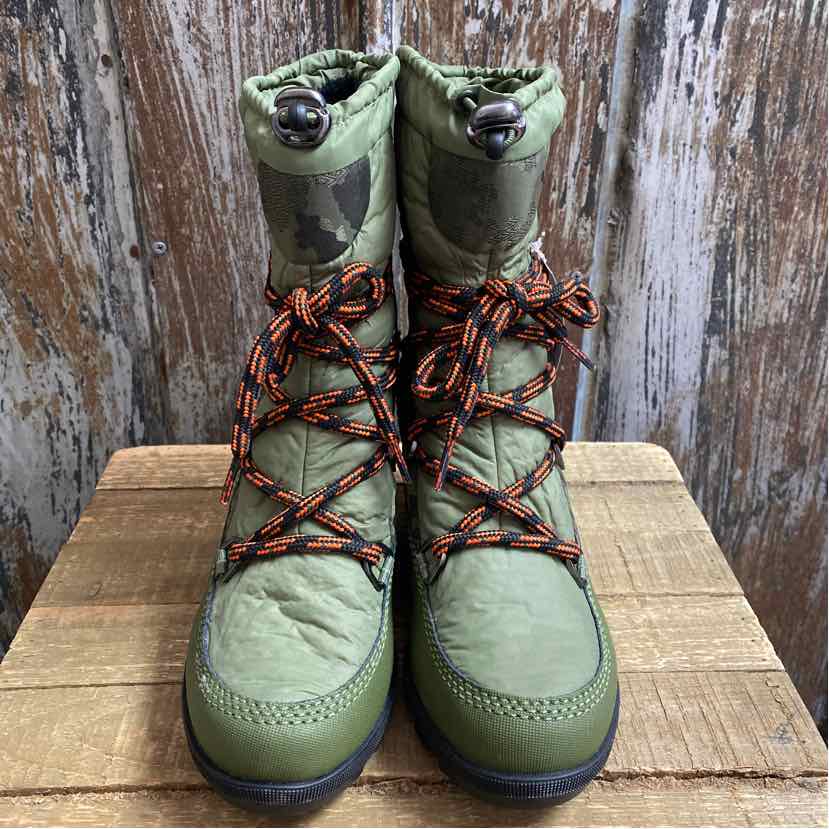 Sorel 8 Green Boots