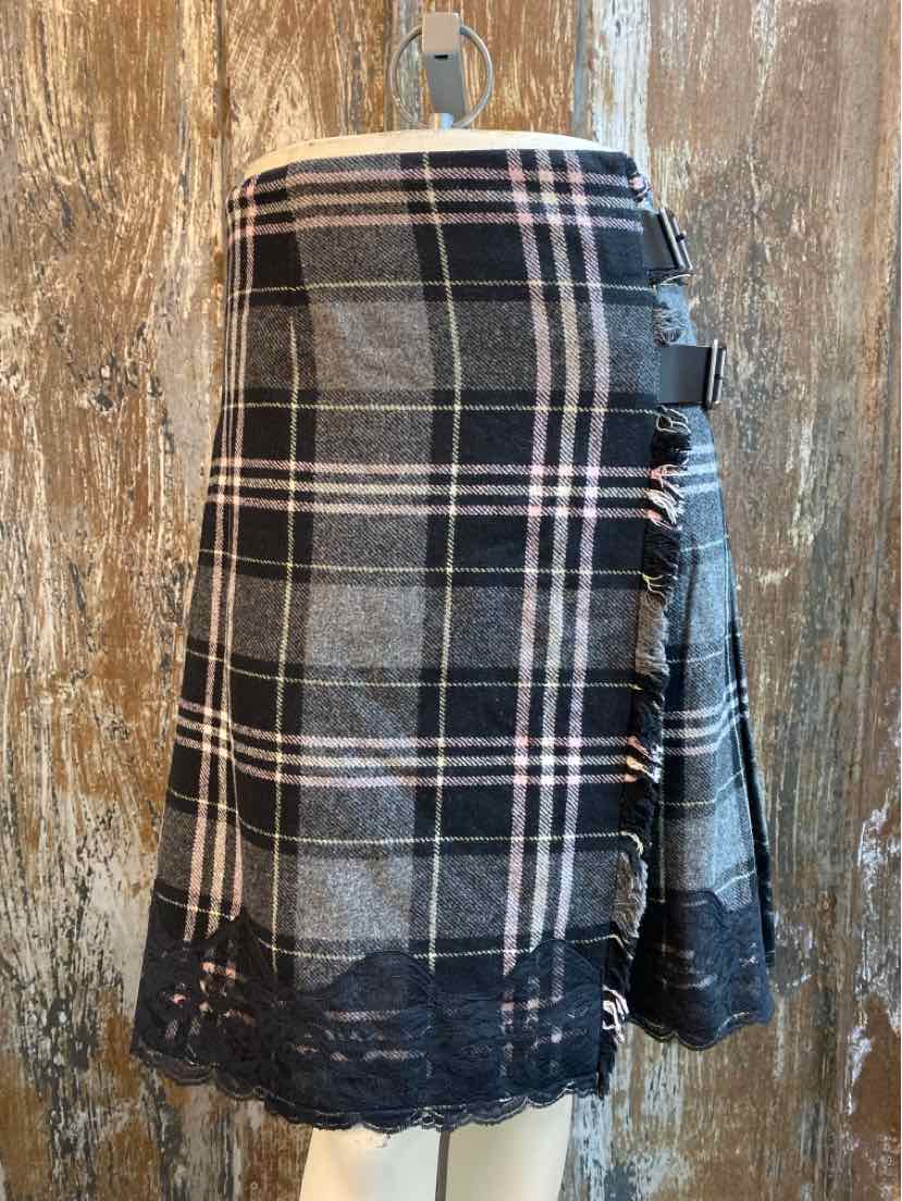 etcetera Size 0 Black plaid Skirt