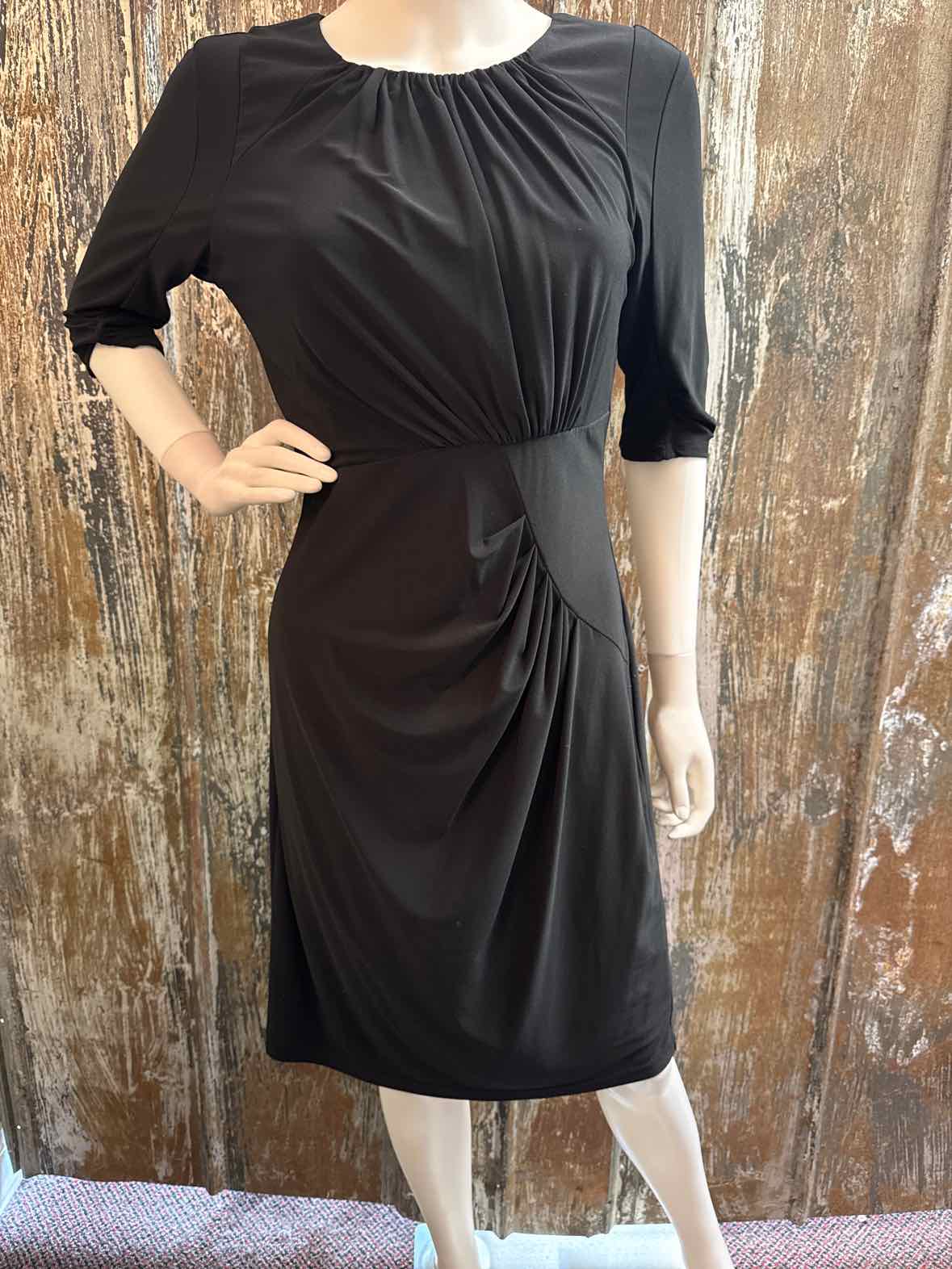 Adrianna Papell Size 8 (Medium) Black Dress