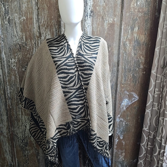 Size One Size Brown Print Shawl