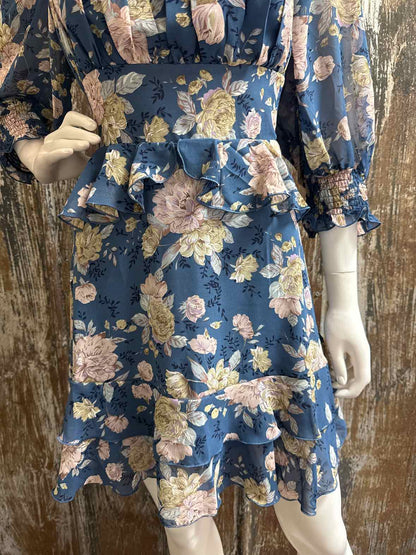 Exlura Size Medium Blue Floral Dress