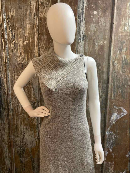 greylin Size small Gray Sweater Dress