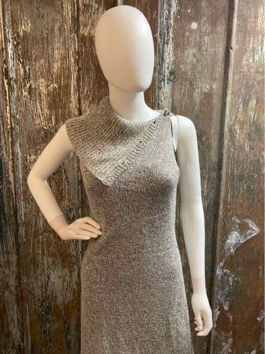 greylin Size small Gray Sweater Dress