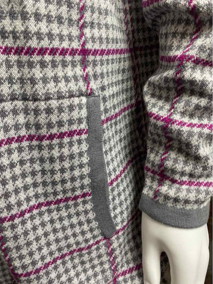 Lands End Size Medium Gray/Pink Houndstooth Cardigan